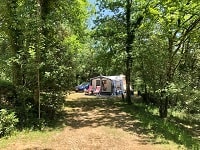 Les Eyzies: Camping le Pech Charmant 2