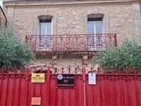 Piscine extérieure et espace détente du Relais du Micocoulier à Vendargues