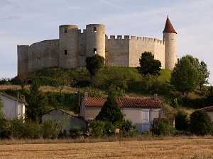 GR36 Randonnée de La Rochefoucauld (Charente) à Bussac (Dordogne) 4