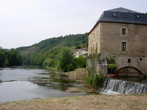 GR6 Randonnée de Ste Foy-la-Grande (Gironde) à Eyzies-de-Tayac-Sireuil (Dordogne) 7