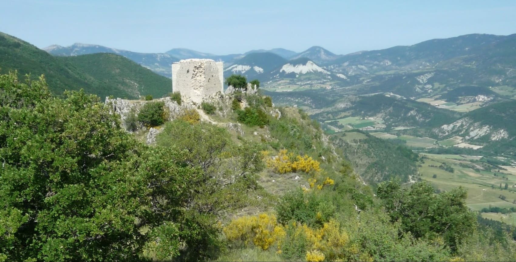 Around Buech and Meouge (Drome, Hautes-Alpes)