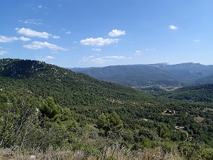 Hiking on Provence Mines d'energies East trail (Bouches-du-Rhone) 6