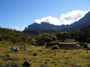 GR®R3 Hiking around Mafate Circus (Reunion Island) 4